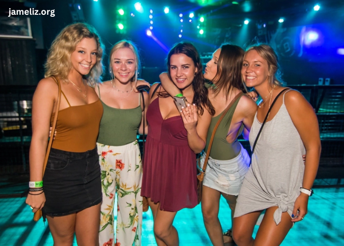 How to Plan a Glamorous Hens Weekend in Gold Coast